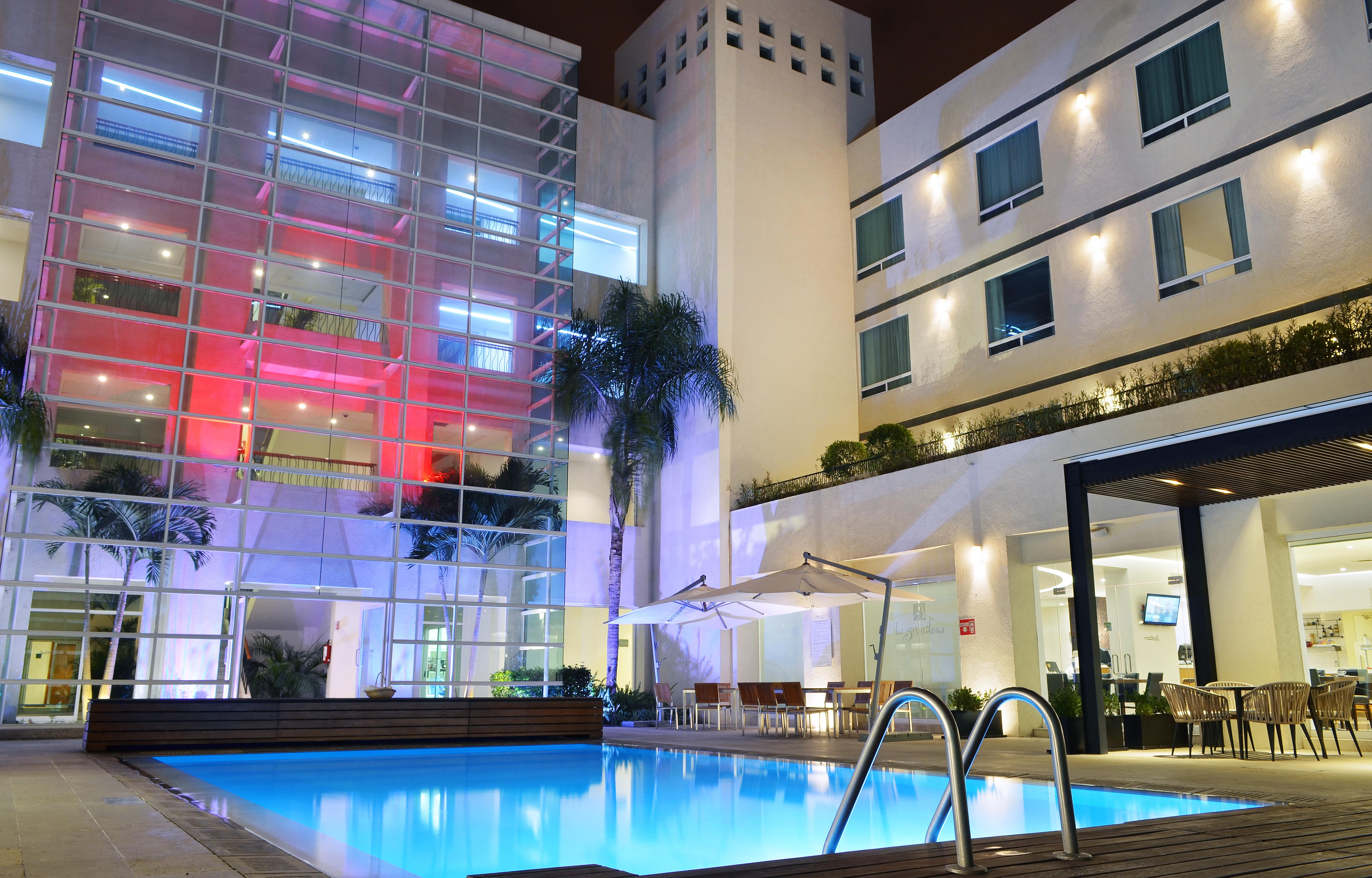 Radisson Poliforum Plaza Hotel León Eksteriør bilde