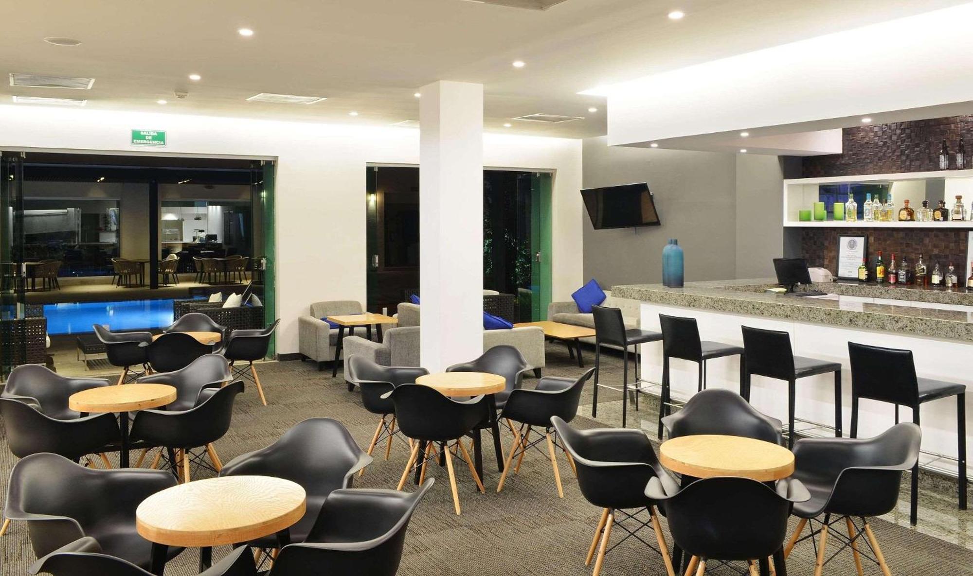 Radisson Poliforum Plaza Hotel León Eksteriør bilde
