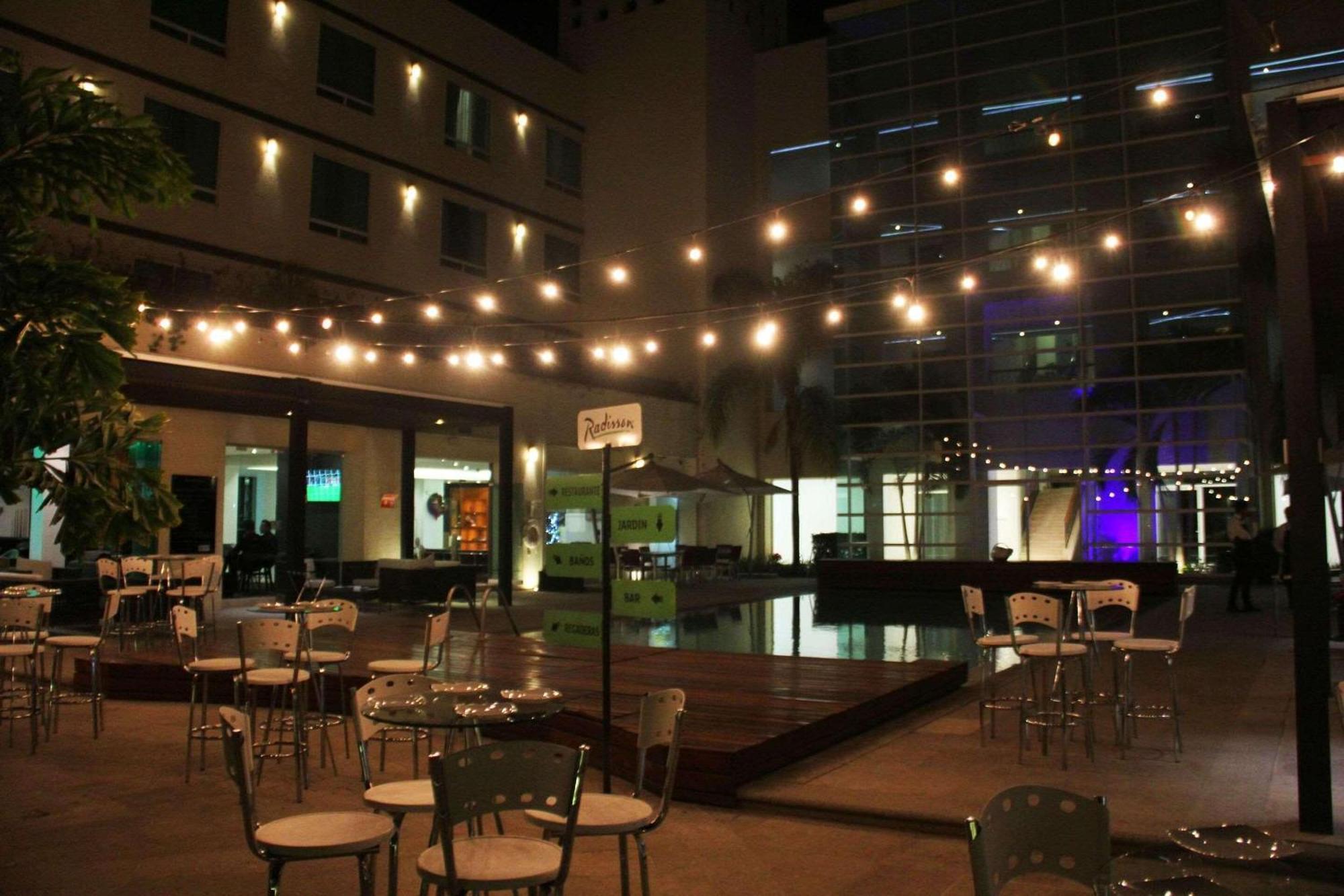 Radisson Poliforum Plaza Hotel León Eksteriør bilde