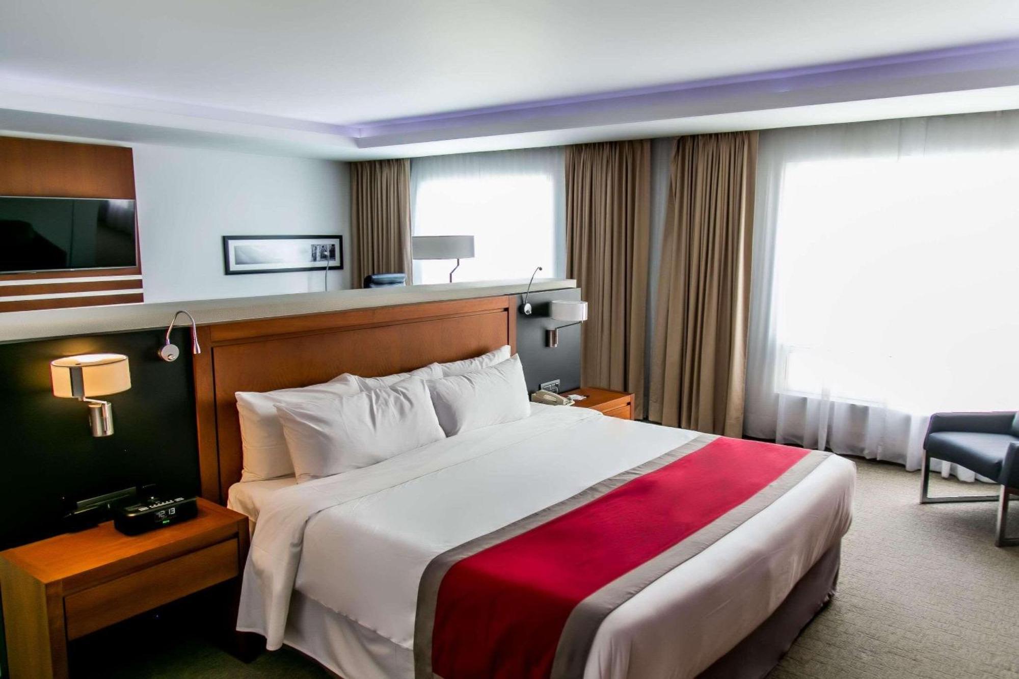 Radisson Poliforum Plaza Hotel León Eksteriør bilde